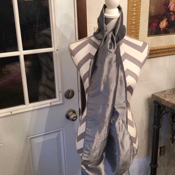❌ Last Call ❌ Gray Taffeta Wrap-56 - Picture 3 of 4